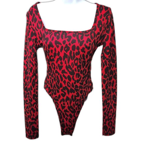 Red Leopard Print Bodysuit Top Sz. 6 BooHoo Mobwife Sexy Office Siren - Picture 1 of 9